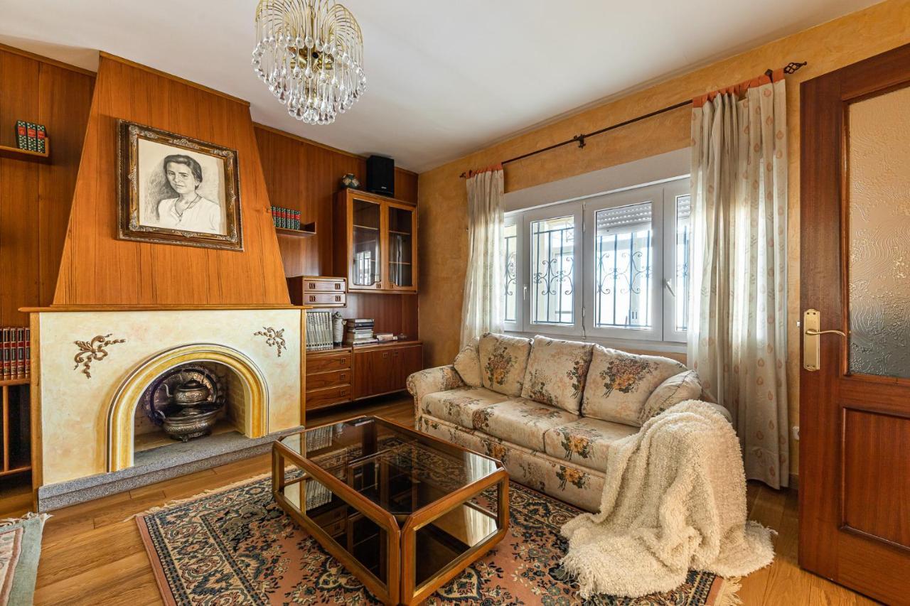Waou Deluxe Cottage Titulcia Exterior foto