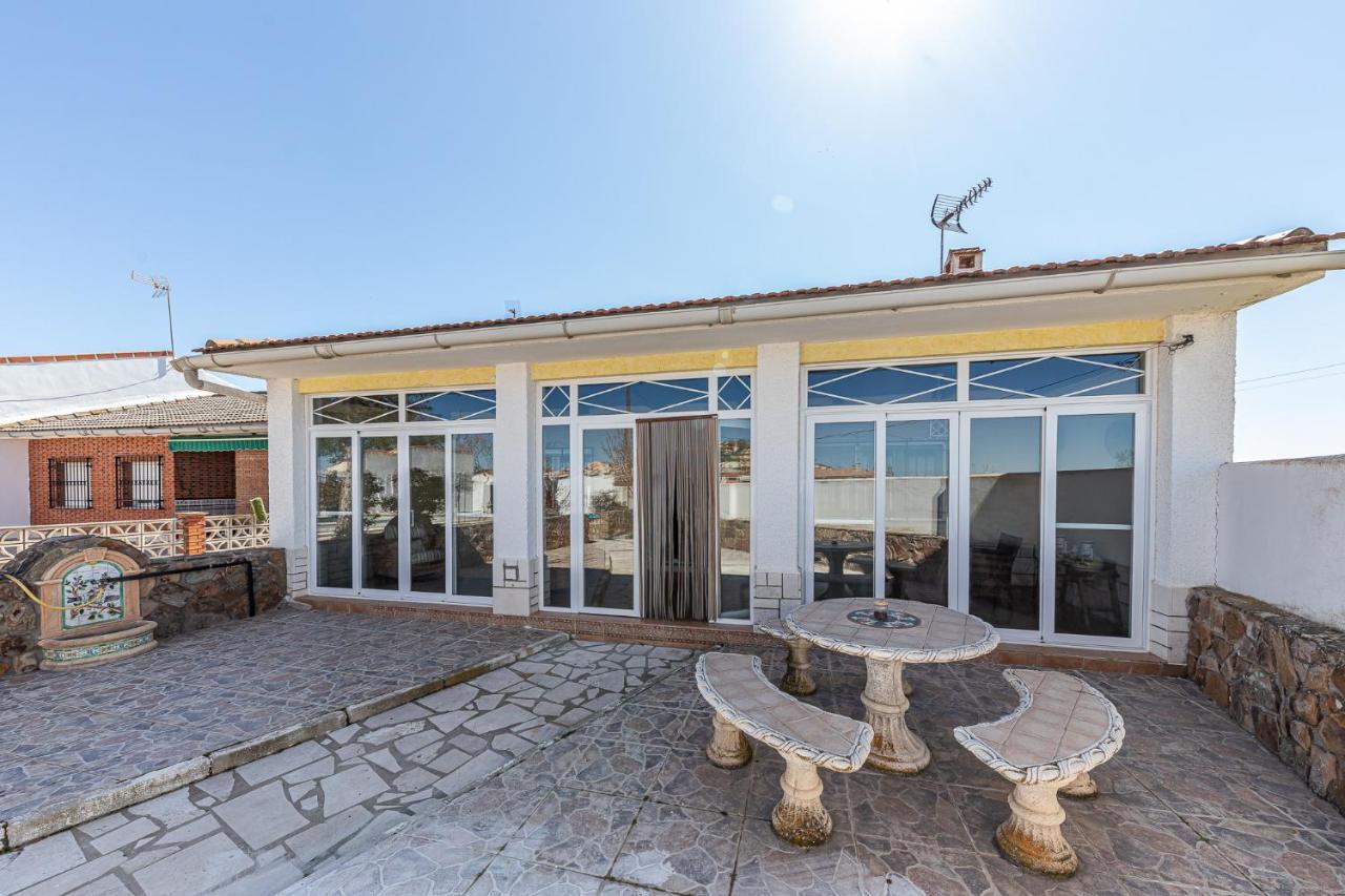 Waou Deluxe Cottage Titulcia Exterior foto